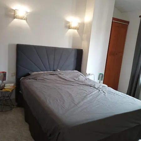 Maison 4 Chambres, Climatisee, Terrasse, Garage Cadre Paisible 8egli10
