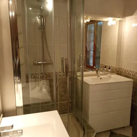 Maison 4 Chambres, Climatisee, Terrasse, Garage Cadre Paisible 8egli10